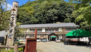野菜工場「まほろば水耕園」