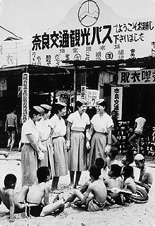 夏季恒例・水泳バス 写真