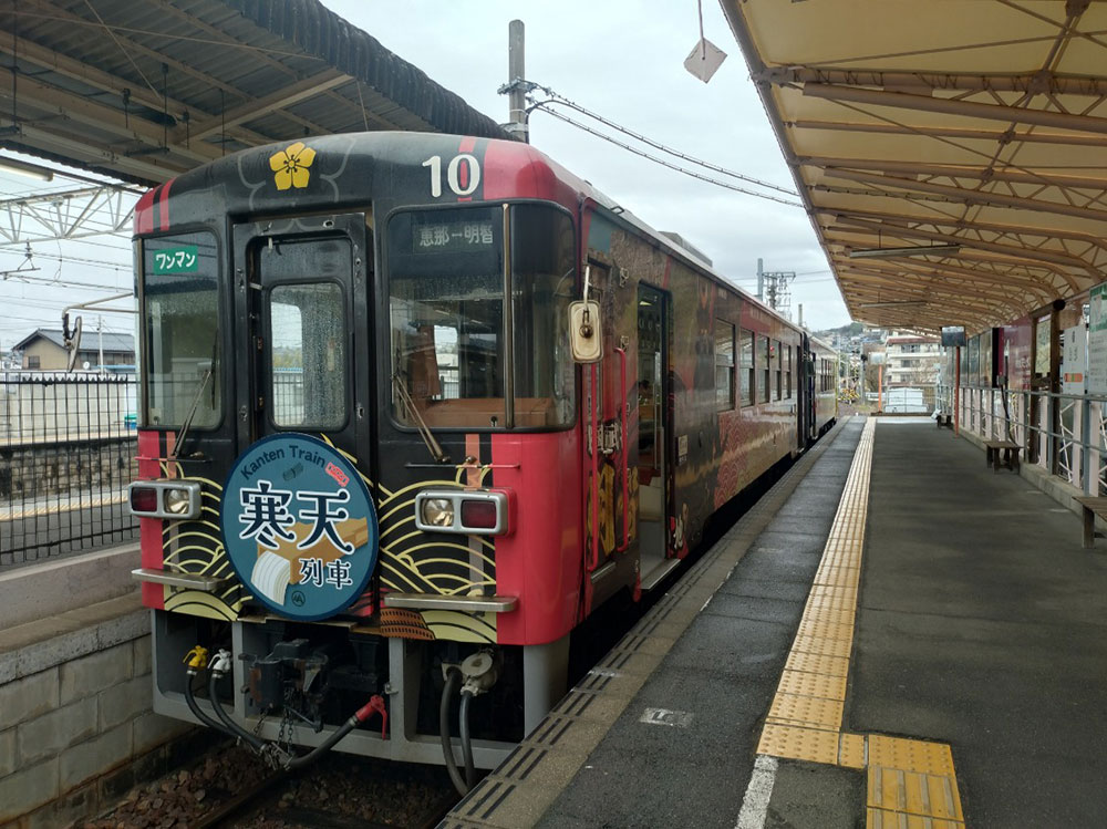 ヘルシーな地元の食に舌鼓！明知鉄道「寒天列車」と岩村城下町 サムネイル画像